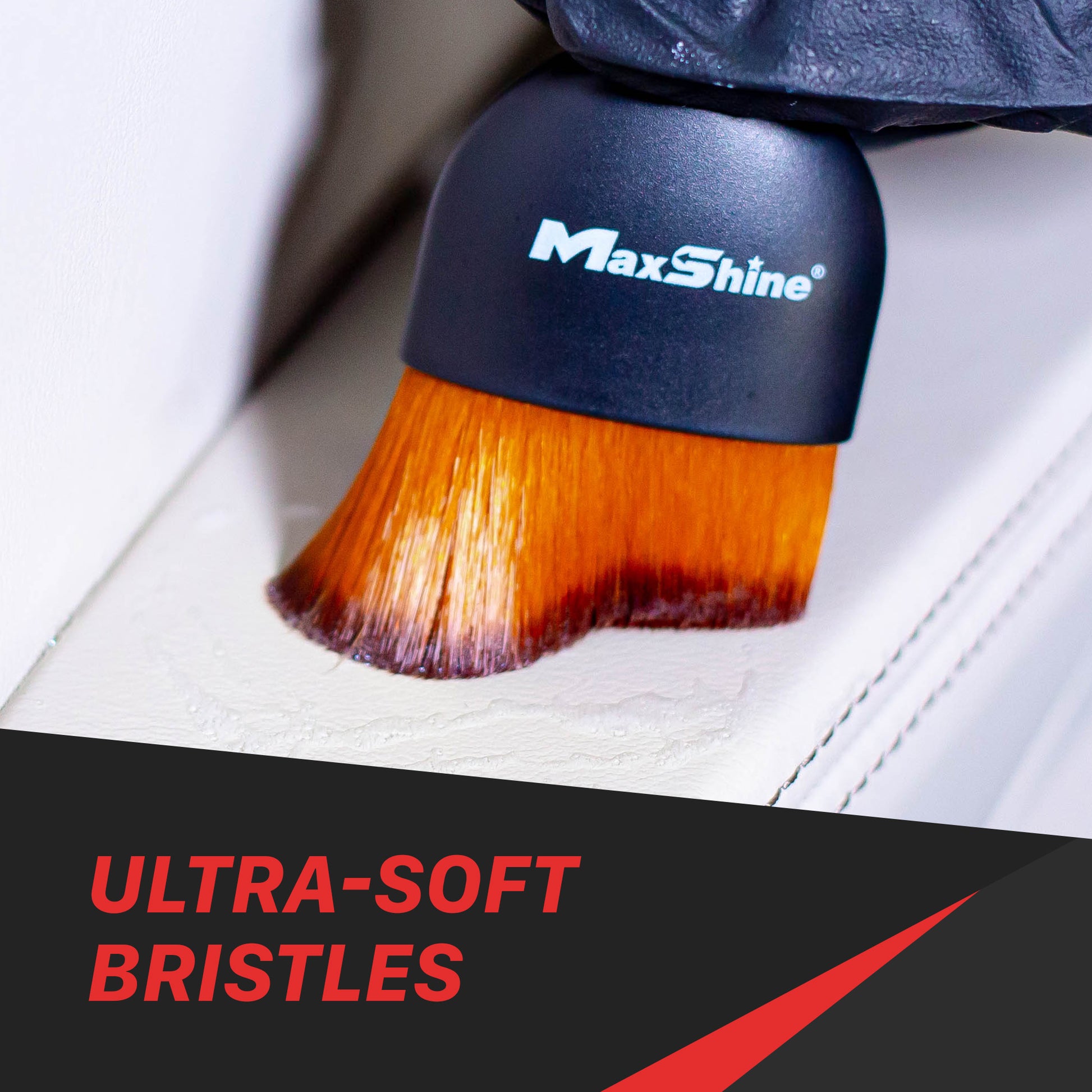 704616 Ultra Soft Detailing Brush
