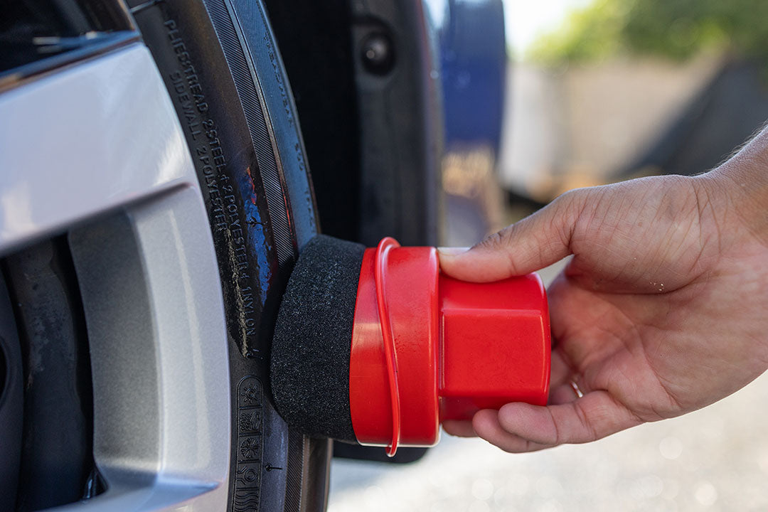 Tire Shine Applicator | Dressing Applicator with Cover