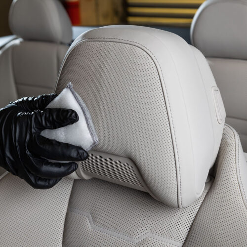 How to Apply interior car cleaning and conditioner