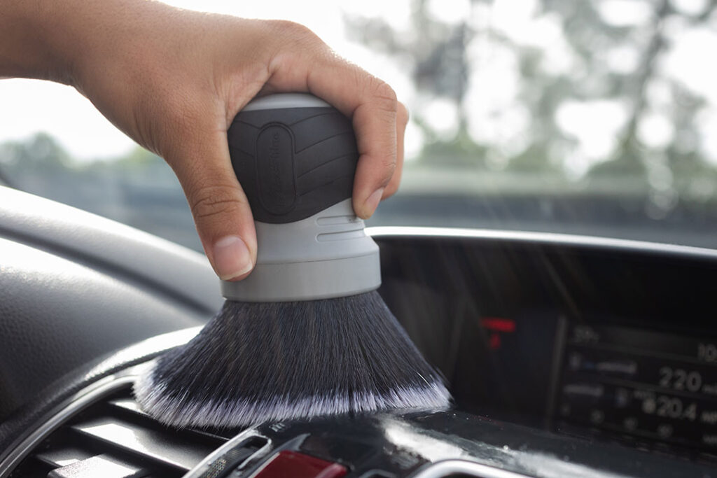 Large Brush Curved Grip Ultra Soft Bristles Grey Cleaning Car Interior Dash and Air Vents